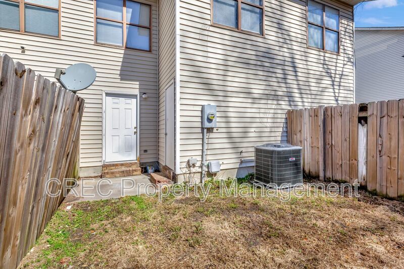 Three Bedroom Townhome in Goose Creek property image