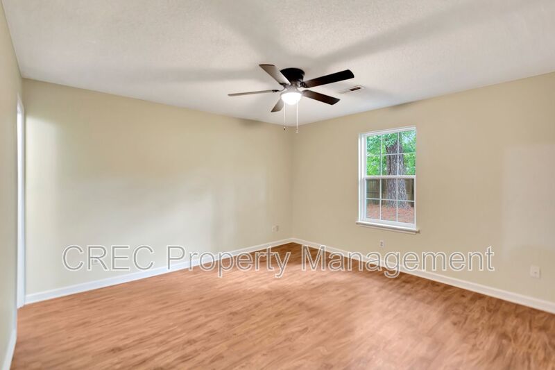MOVE IN SPECIAL! Two Bedroom Pet-Friendly Unit in Gadsden Acres! property image
