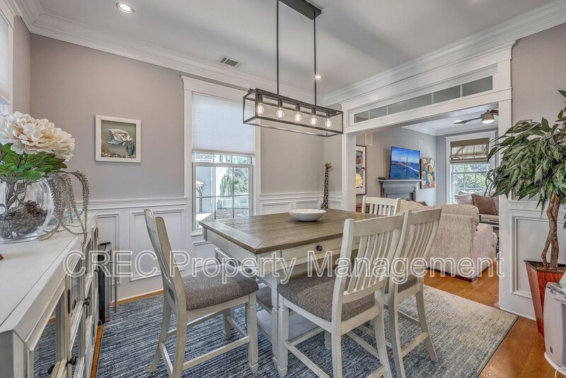 A Rare Fully Furnished Gem on Daniel Island – Luxury Turnkey Living, Move-In Ready property image