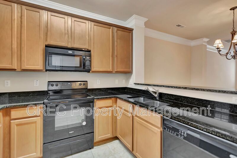 West Ashley Townhome!! property image