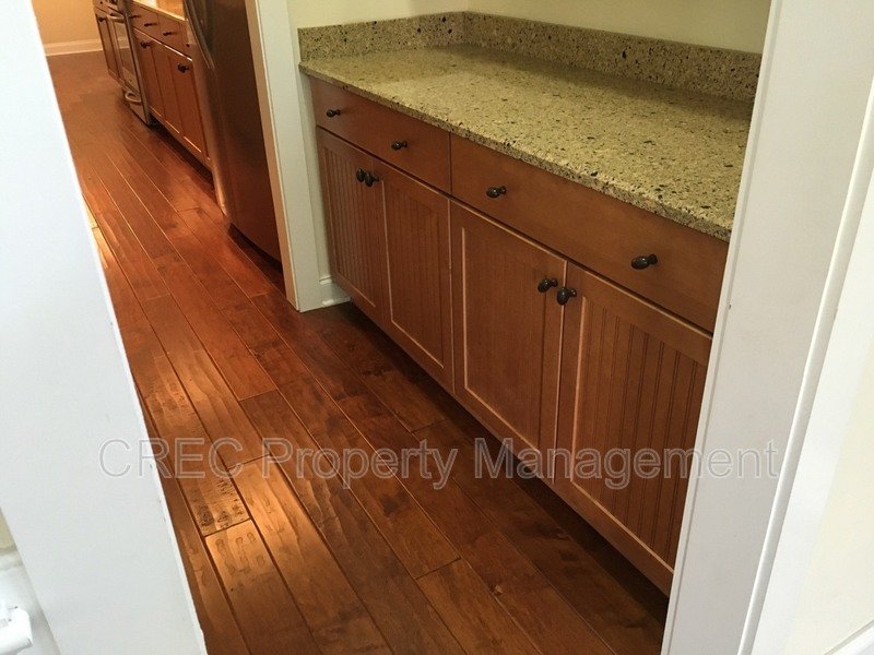 Beautiful Charleston Single property image