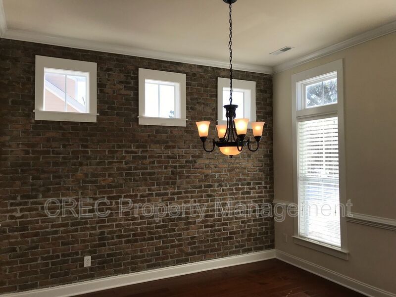 Beautiful Charleston Single property image