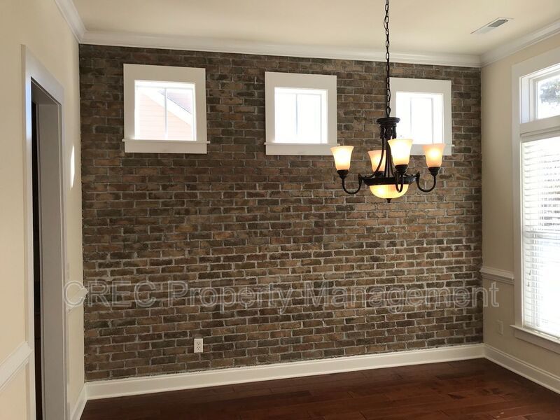 Beautiful Charleston Single property image