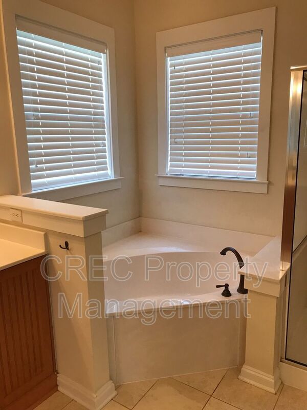 Beautiful Charleston Single property image