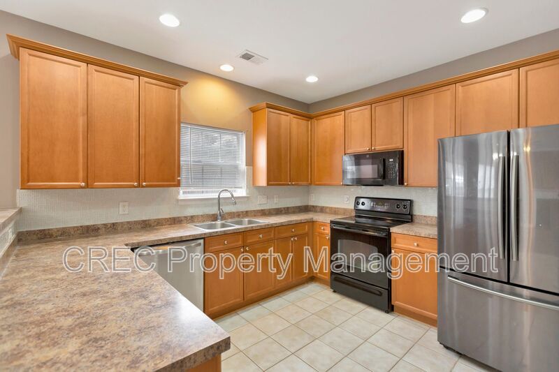 Fresh Updates and Fantastic Space in The Glen at Summerset property image