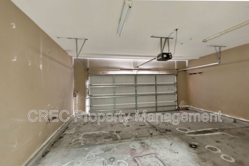 Fresh Updates and Fantastic Space in The Glen at Summerset property image