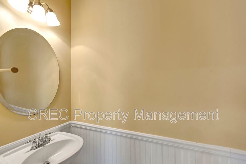 Fresh Updates and Fantastic Space in The Glen at Summerset property image