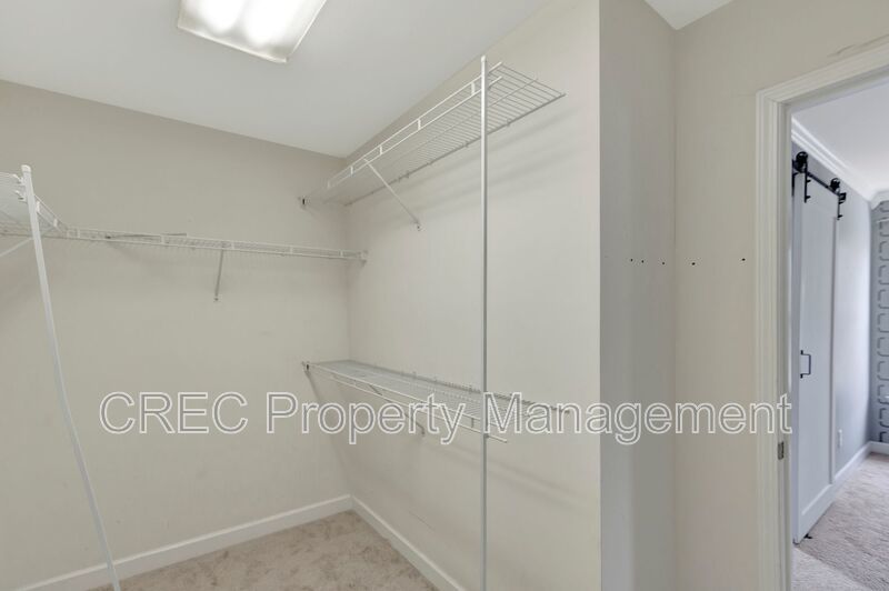 Fresh Updates and Fantastic Space in The Glen at Summerset property image