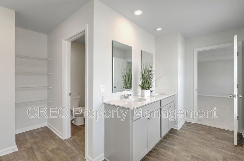 Mallard Crossing Home in Summerville! property image