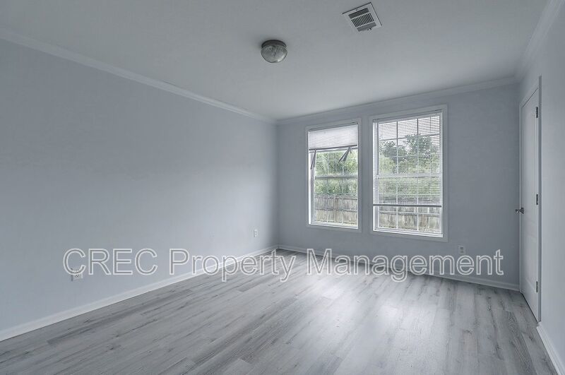 Freshly Renovated Single Story Home! property image