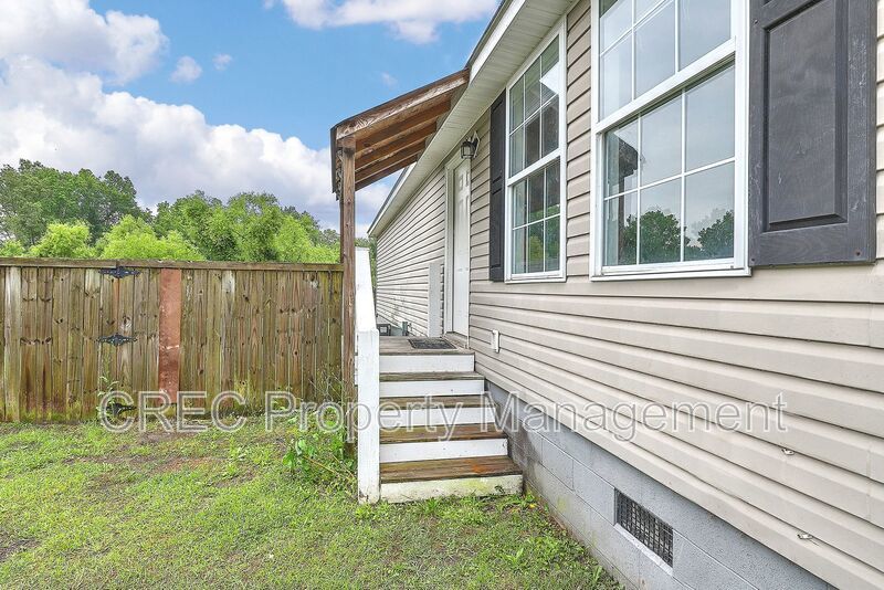 Freshly Renovated Single Story Home! property image