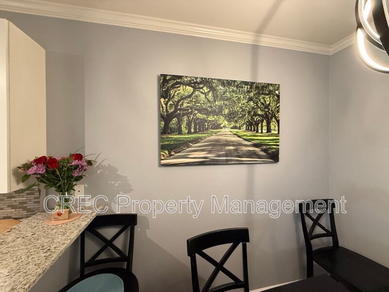 Move-In Ready & Fully Furnished Chic Condo in Grove Park at Grand Oaks property image