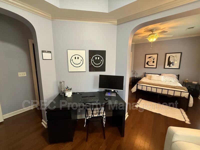 Move-In Ready & Fully Furnished Chic Condo in Grove Park at Grand Oaks property image