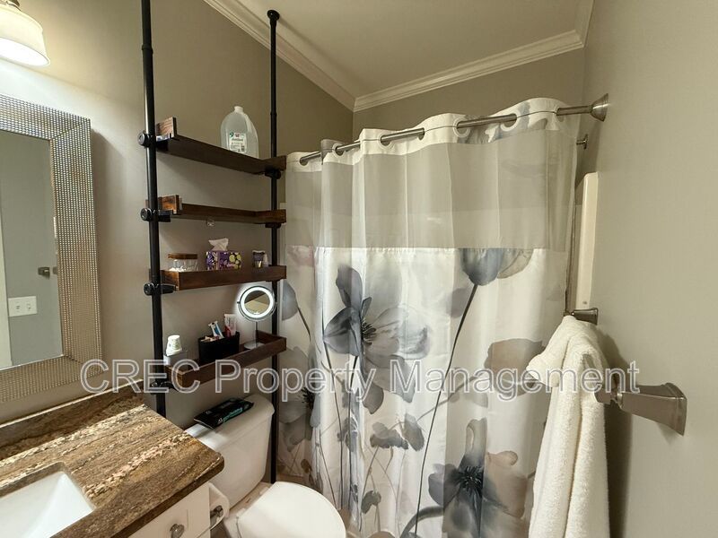 Move-In Ready & Fully Furnished Chic Condo in Grove Park at Grand Oaks property image