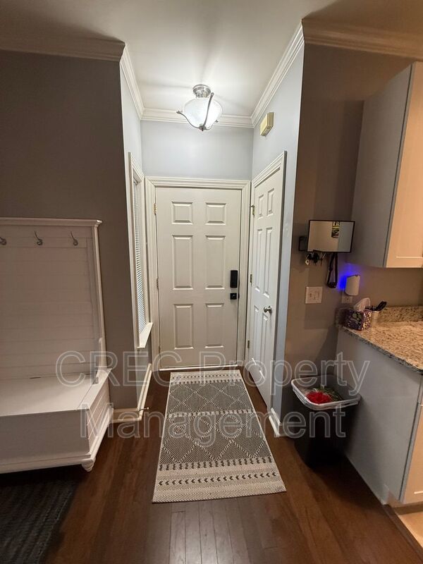 Move-In Ready & Fully Furnished Chic Condo in Grove Park at Grand Oaks property image