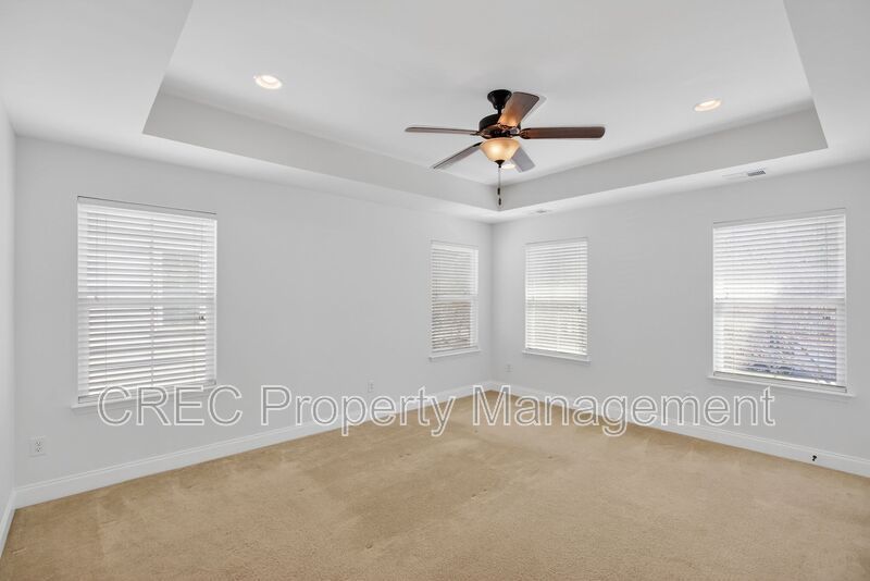 Modern Comfort Meets Easy Living Near Shopping, Dining, and Schools property image