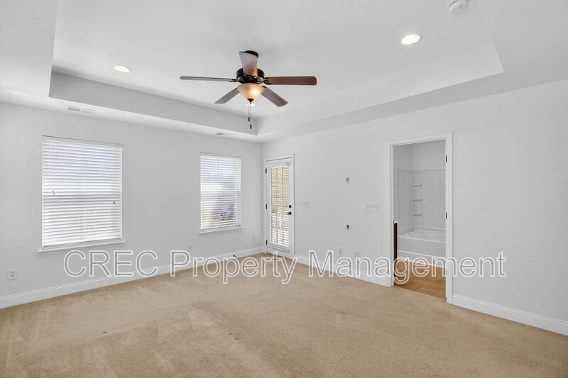 Modern Comfort Meets Easy Living Near Shopping, Dining, and Schools property image