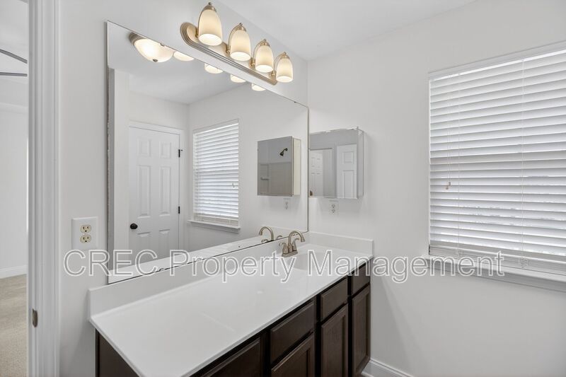 Modern Comfort Meets Easy Living Near Shopping, Dining, and Schools property image