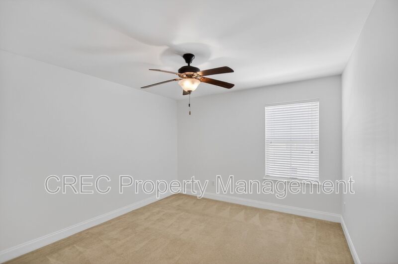 Modern Comfort Meets Easy Living Near Shopping, Dining, and Schools property image