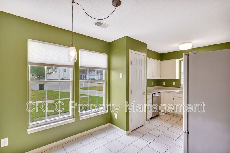 Move-In Ready Cul-de-Sac Ranch with Updated Kitchen & Private Fenced Yard in Devon Forest property image