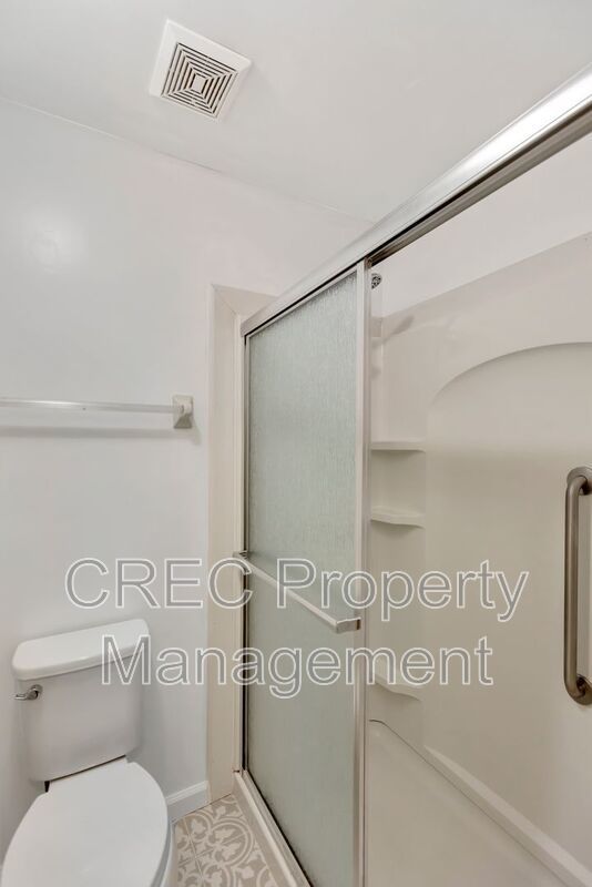 Move-In Ready Cul-de-Sac Ranch with Updated Kitchen & Private Fenced Yard in Devon Forest property image