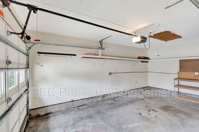 Move-In Ready Cul-de-Sac Ranch with Updated Kitchen & Private Fenced Yard in Devon Forest property image