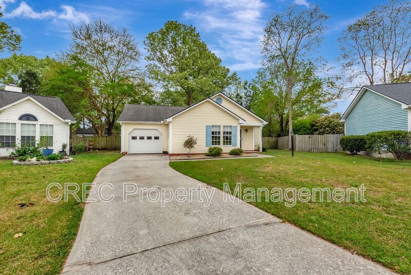 Move-In Ready Cul-de-Sac Ranch with Updated Kitchen & Private Fenced Yard in Devon Forest property image