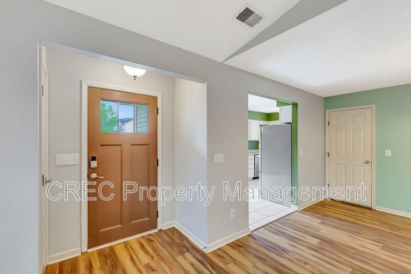 Move-In Ready Cul-de-Sac Ranch with Updated Kitchen & Private Fenced Yard in Devon Forest property image