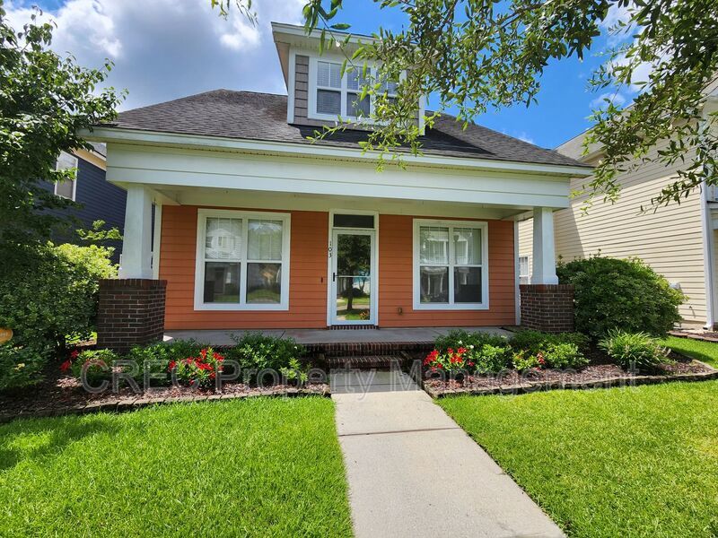 Gorgeous Home in White Gables! property image