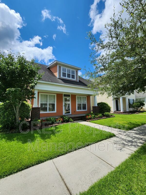 Gorgeous Home in White Gables! property image