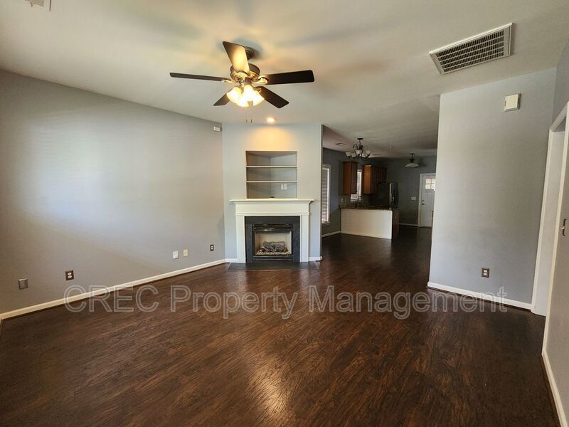 Gorgeous Home in White Gables! property image