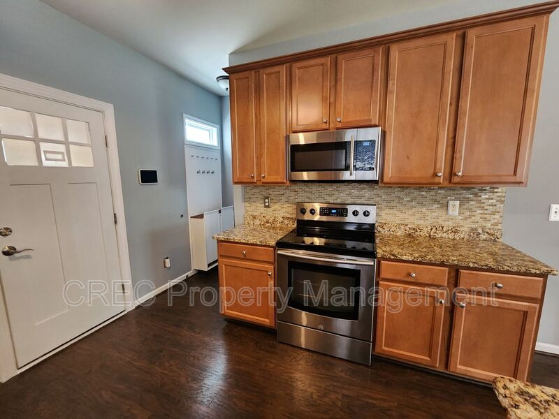 Gorgeous Home in White Gables! property image