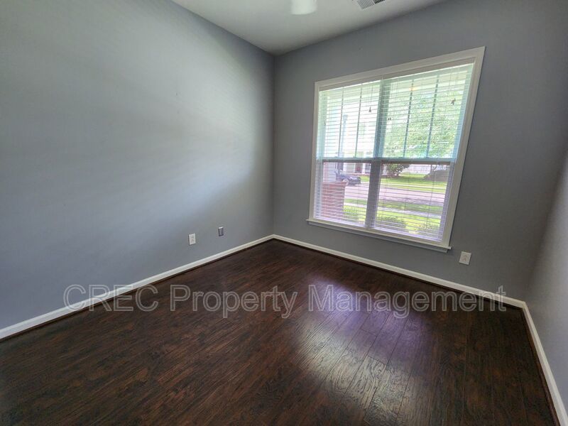 Gorgeous Home in White Gables! property image