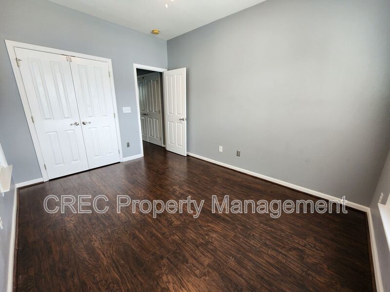 Gorgeous Home in White Gables! property image