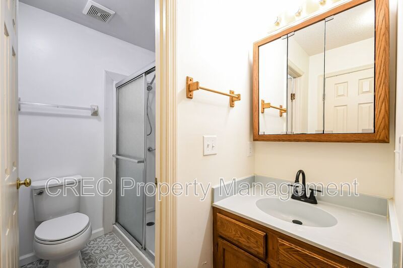 Move-In Ready Cul-de-Sac Ranch with Updated Kitchen & Private Fenced Yard in Devon Forest property image