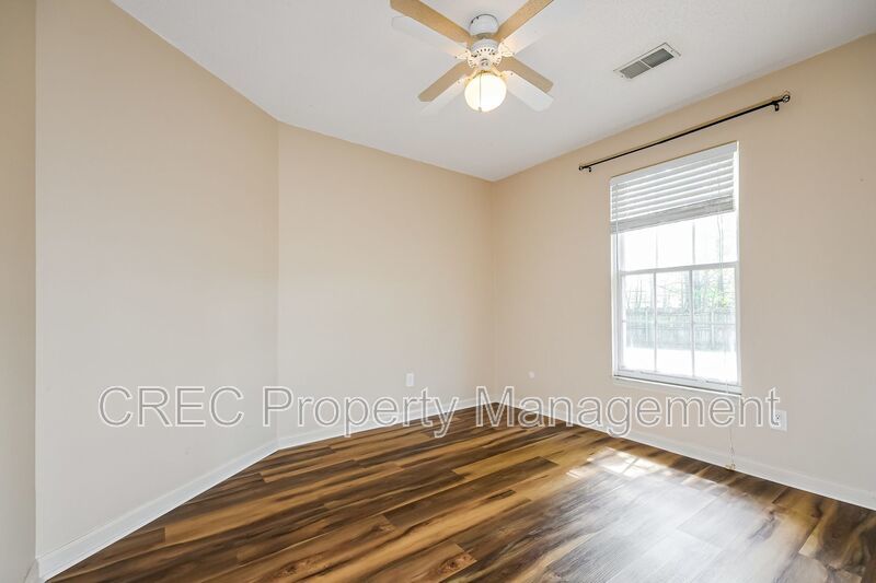 Move-In Ready Cul-de-Sac Ranch with Updated Kitchen & Private Fenced Yard in Devon Forest property image