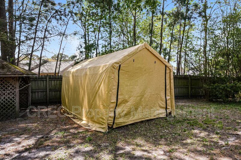 Move-In Ready Cul-de-Sac Ranch with Updated Kitchen & Private Fenced Yard in Devon Forest property image