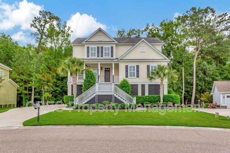 Elevated Home in The Club at Legends Oaks Plantation property image