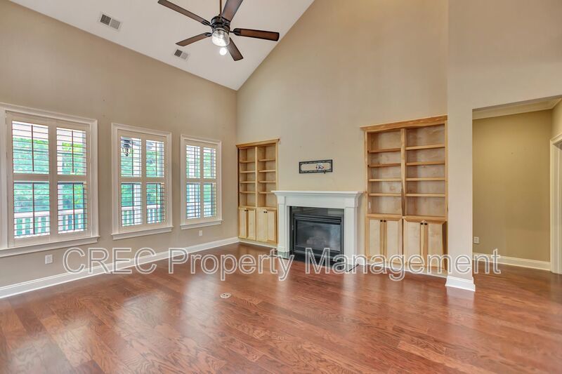 Elevated Home in The Club at Legends Oaks Plantation property image