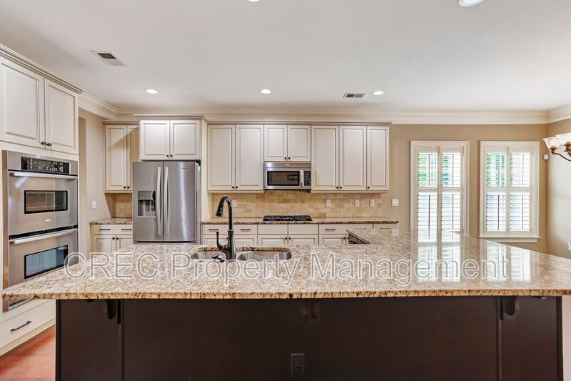 Elevated Home in The Club at Legends Oaks Plantation property image