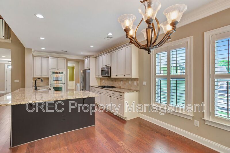 Elevated Home in The Club at Legends Oaks Plantation property image