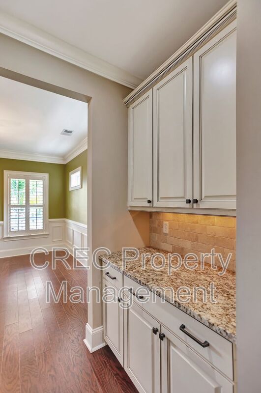 Elevated Home in The Club at Legends Oaks Plantation property image