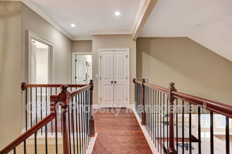 Elevated Home in The Club at Legends Oaks Plantation property image
