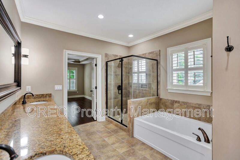 Elevated Home in The Club at Legends Oaks Plantation property image