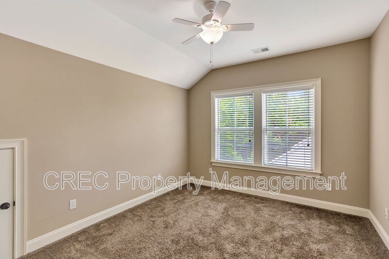 Elevated Home in The Club at Legends Oaks Plantation property image