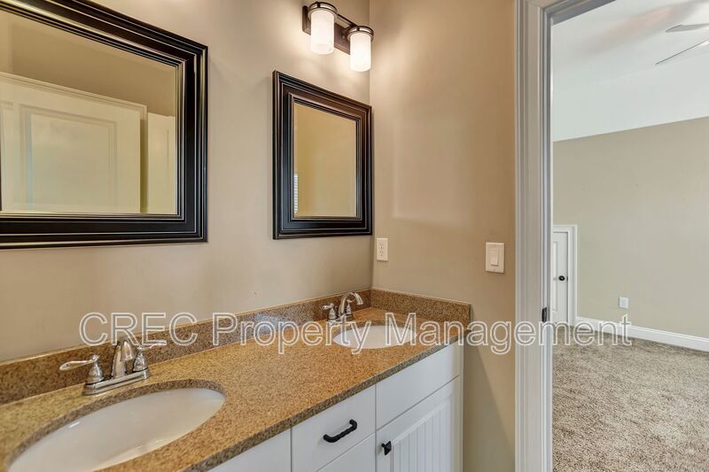 Elevated Home in The Club at Legends Oaks Plantation property image