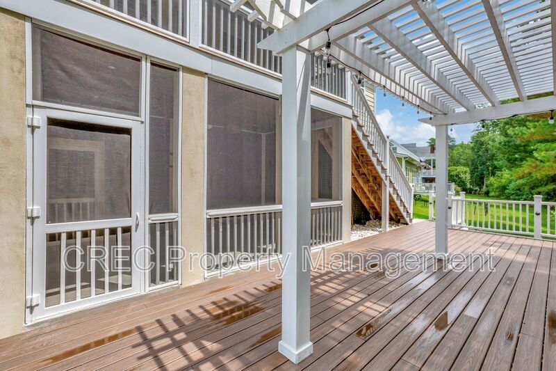 Elevated Home in The Club at Legends Oaks Plantation property image