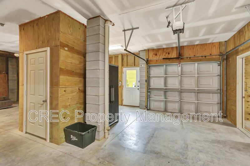 Elevated Home in The Club at Legends Oaks Plantation property image