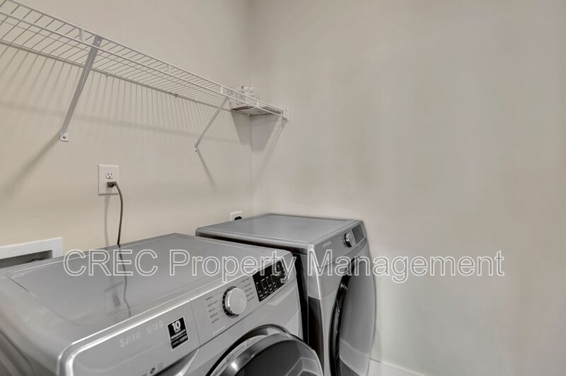 Beautiful End Unit In The Park at Rivers Edge! property image