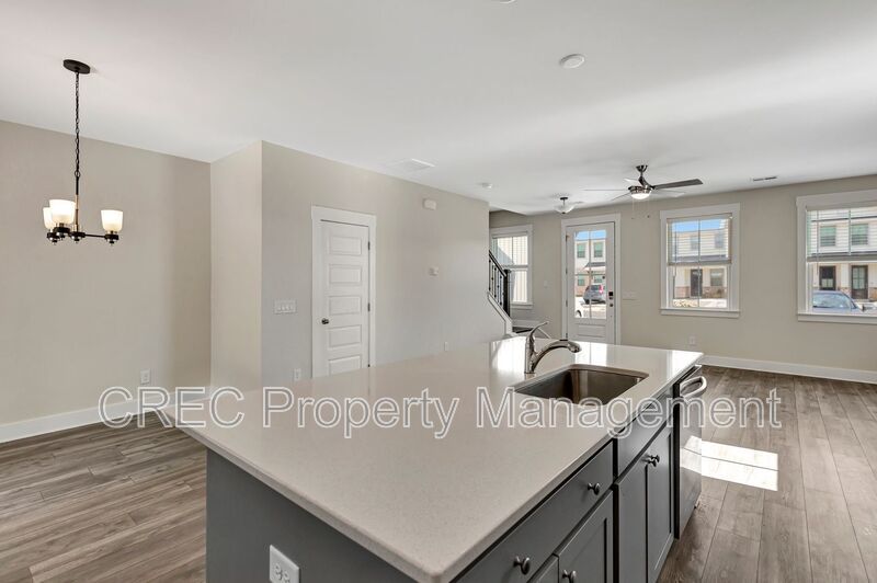 Beautiful End Unit In The Park at Rivers Edge! property image